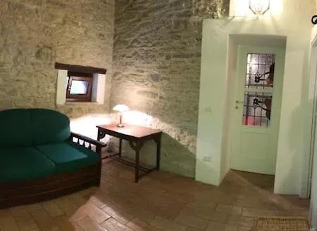Casale Belvedere Con Piscina Nel Bosco Apart Otel