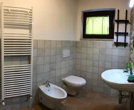 Apart Otel Casale Belvedere Con Piscina Nel Bosco *