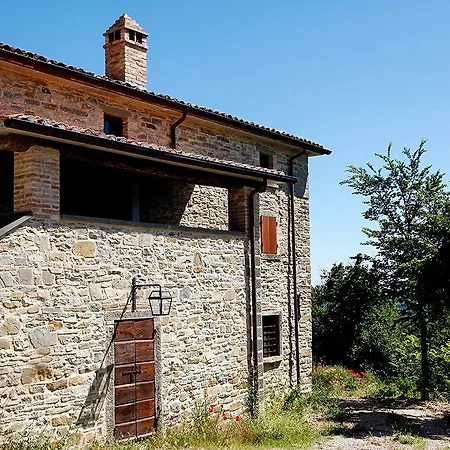 Apart Otel Casale Belvedere Con Piscina Nel Bosco *