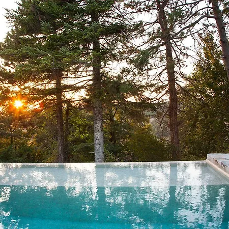 Casale Belvedere Con Piscina Nel Bosco *